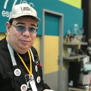 Meet your Posher, Antonio